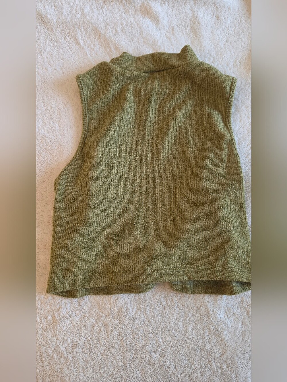 SHEIN & ROMWE bundle (Two Tops) - Picture 8 of 8